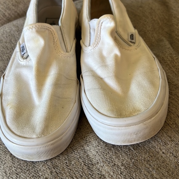 Vans - Picture 5 of 6